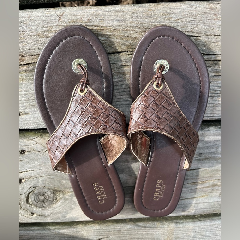 CHAPS Women’s Brown Sandals- dressy casual leather flip-flop summer sandals